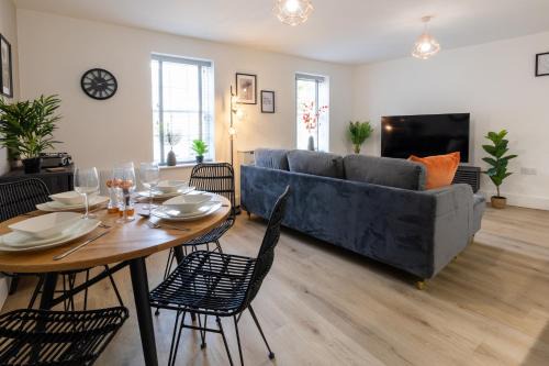 Southampton City Centre Apartment | The Courtyard- Free evening parking