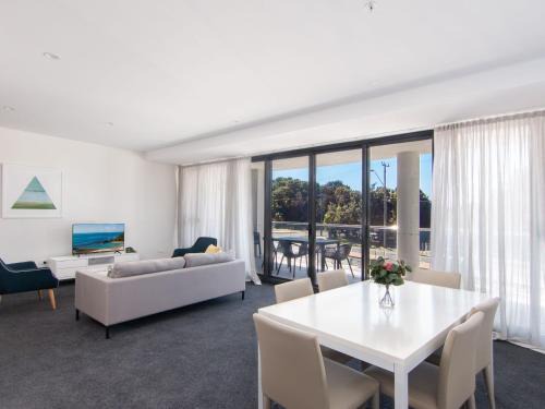 Forster Apartment | The Cove 101