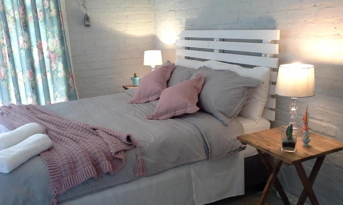 L'Agulhas House | The Cove