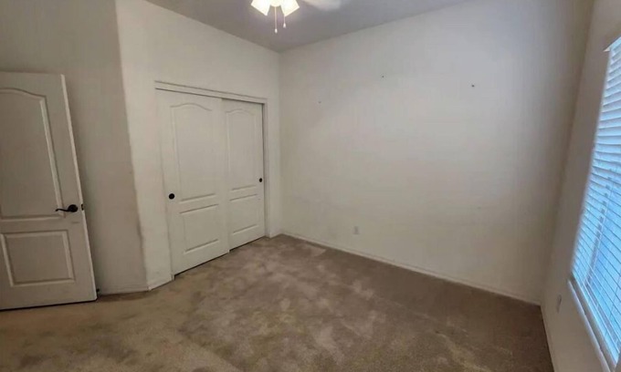 El Mirage House | The Cozy 3 bedroom 3 bathroom Home