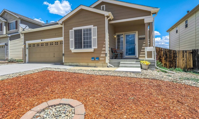 Fountain House | The Cozy Oak | 4BR Family Home