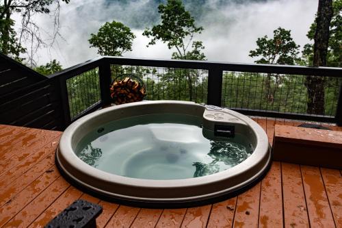 Clyde Villa | The Cypress Villa where luxury & nature meet