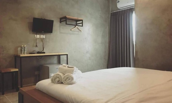 Nong Sarai Hotel | The Day Home Hotel