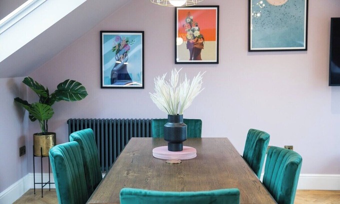 Buxton Apartment | The Devonshire Suite at Foxlow Grange