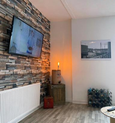 Vauxhall Apartment | The Docklands SA by Serviced Living Liverpool