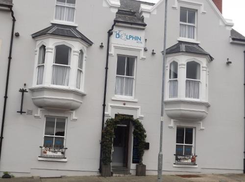 Pembroke Dock Hotel | The Dolphin Hotel & Restaurant
