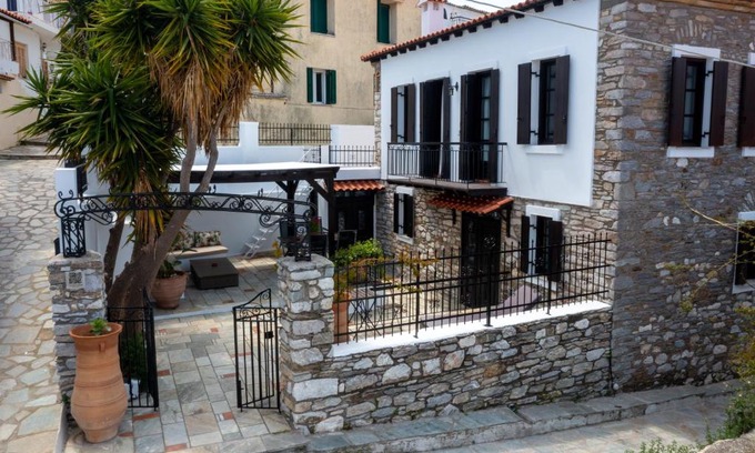 Skiathos House | The Dream House Skiathos