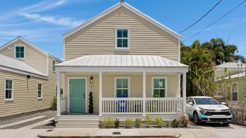 Uptown - Upper Duval House | The Duke and The Duchess by Last Key Realty