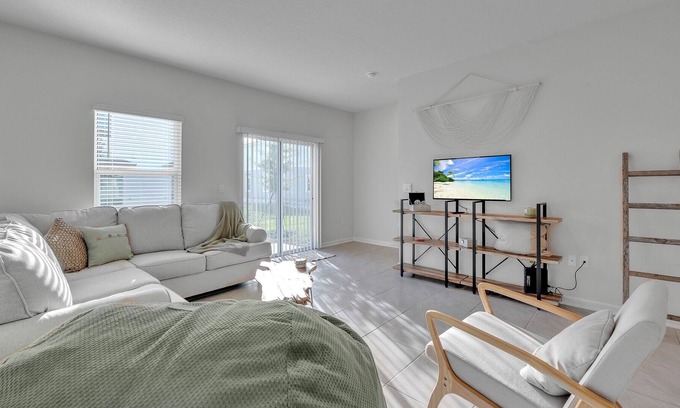 St. Augustine House | The Dunes, 3 Bedroom home with Pool, Close to Beaches, Dog Park, Gym, Playground