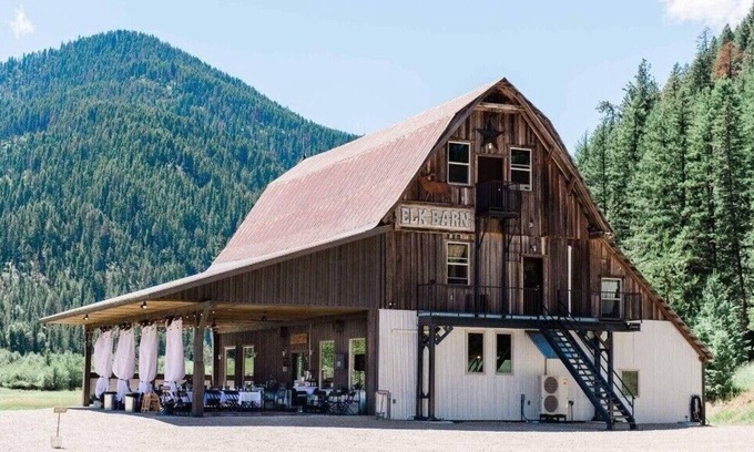 Heron Cabin | THE ELK BARN INN - Guest Ranch - Lodge - NW Montana