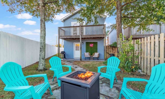 Upper Grand Lagoon House | The Fab Flamingo 𦩠2 King Beds 2 Miles to Beach π