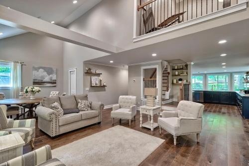 Blythewood House | The Farm House