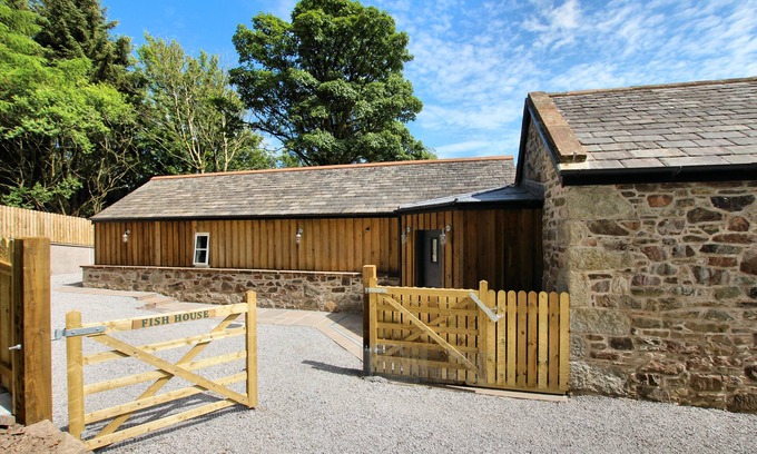 Tongland Cottage | The Fish House - a cottage that sleeps 4 guests in 2 bedrooms