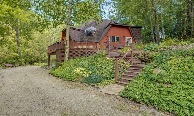 Madison House | The Ford: Madison Wine Country Retreat 17 Acres + Waterfall + Riverfront