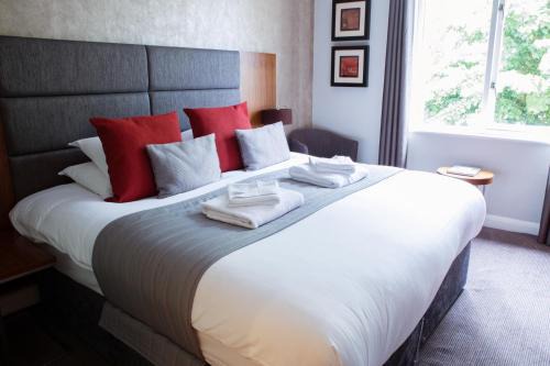 Hanger Hill Hotel | The Fox & Goose Hotel