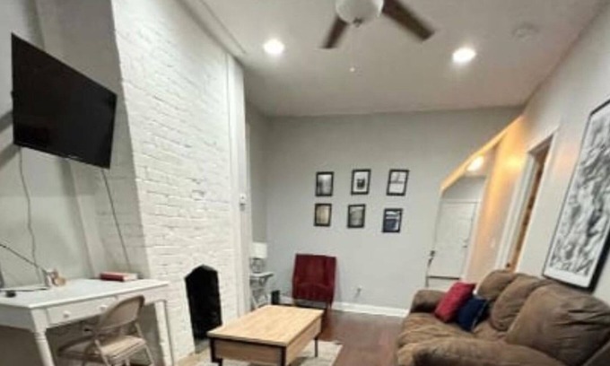 West Columbus Condo | The Franklinton Inn 3 Bed