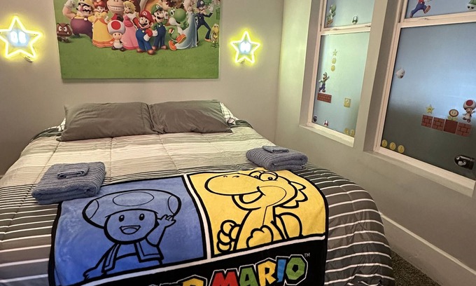 Springfield House | THE GAMER’S OASIS! Bring friends and family together for retro/modern gaming!