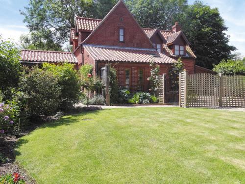 Neatishead House | The Garden Apartment - 28342