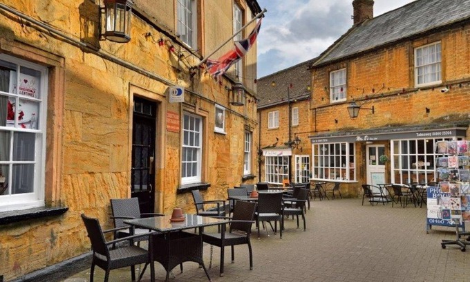 Crewkerne Hotel | The George Hotel, Crewkerne