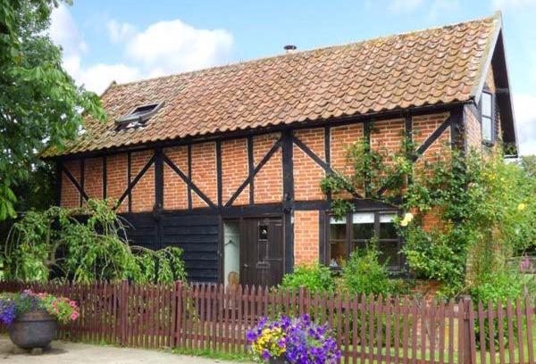 East Dereham House | The Granary