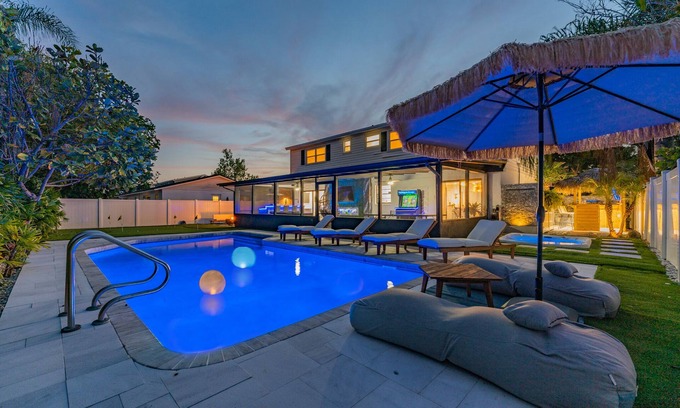 Bay Crest Park House | The Grand Oasis, Tampa's Best