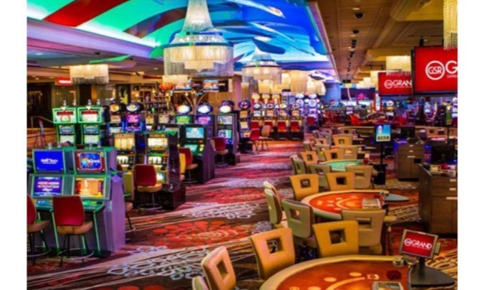 Reno House | The Grand Queen of Reno