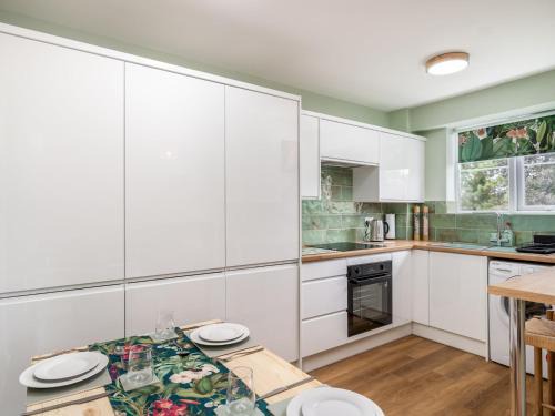 Rickmansworth Apartment | The Green Escape in Town - PTK