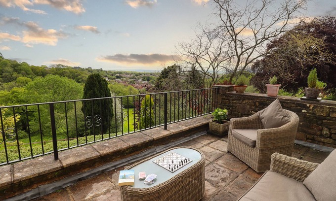 Lydney Cottage | THE GROOMS, pet friendly, with a garden in Lydney
