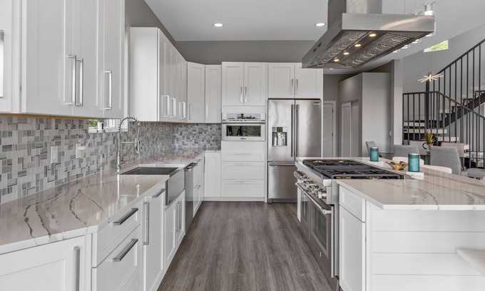 Washington House | The Guest House at Sunset Bluffs – BEST views in Missouri!