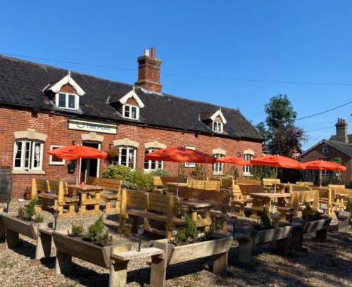 Diss Bed & Breakfast | The Half Moon Inn Rushall IP21 4QD