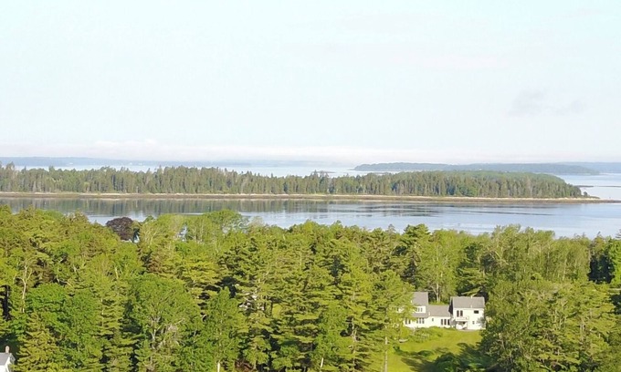 Mid-Coast and Islands House | The Harpswell House-Waterfront, SunRise, Big Yards, Classic & Luxury