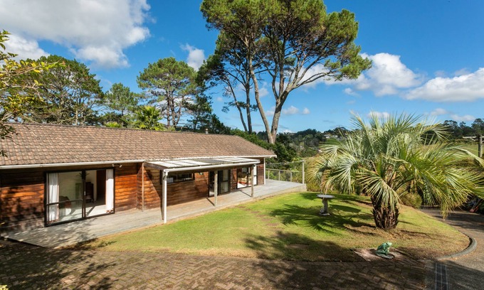 Swanson House | "The Haven' Swanson,npeaceful semi-rural lifestyle living.