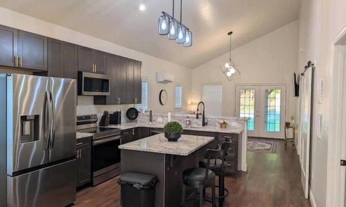 Buena Vista House | The Hawthorne Place