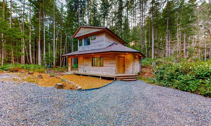 Langley House | The Hideaway