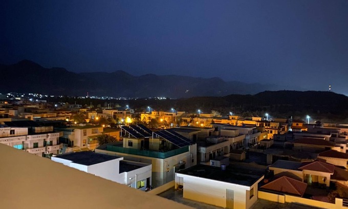 E-11 Sector Apartment | The Hill View/2BHK/WIFI/Central City