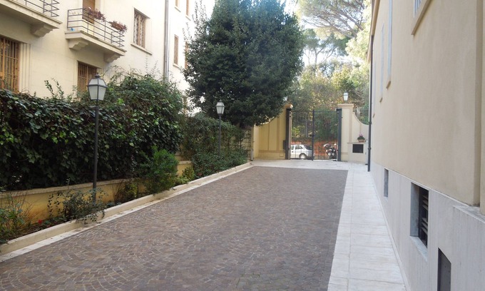 Quartiere XVII Trieste Apartment | The house in the park in the center of the city