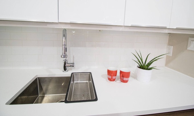 Lower Lonsdale Condo | The House Of Blond. 2 bedroom 2 bathroom