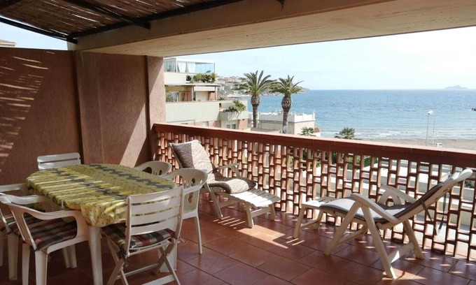 Piombino Apartment | The house on the gulf