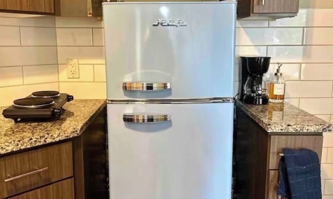 McKinney Apartment | The Howdy Hut- Charming 1-bedroom apartment near downtown!