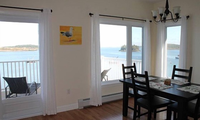 Lubec Hotel | The Inn on the Wharf