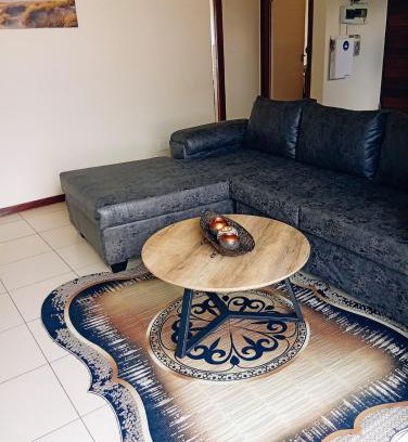 Greater Johannesburg Metropolitan Area Apartment | The Jackal's Retreat