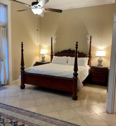 Eastland Hotel | The Justin Room at The Eastland Historic Hotel
