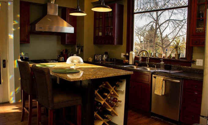 Watertown Bed & Breakfast | The Katherine Holle House