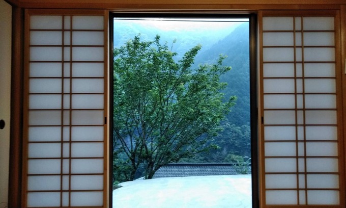 Shikokuchuo House | The KeiHouse in the mountains surrounded by the sounds of nature where pets are also allowed /Shikokuchuo Ehime