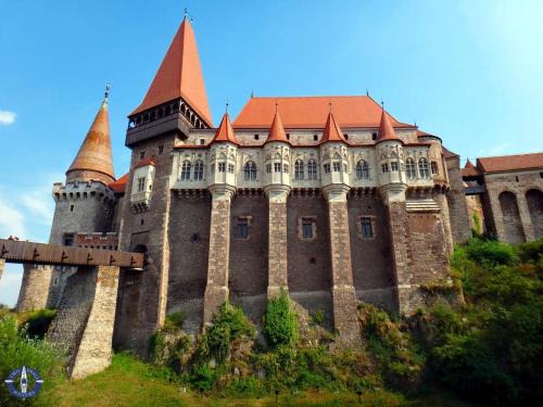 Hunedoara Apartment | The Knight's Rest