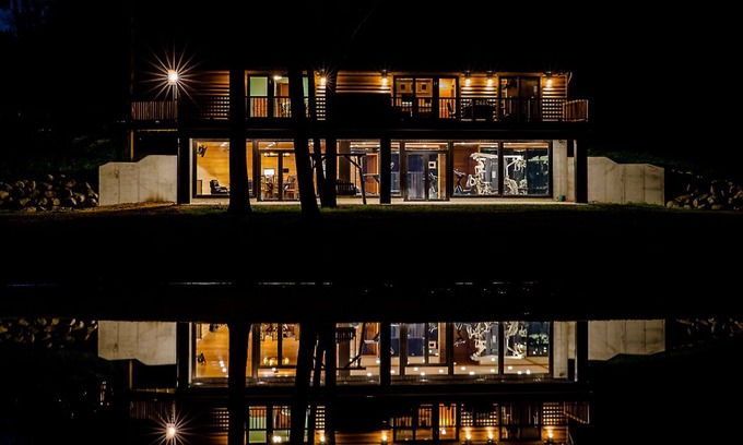 Paris House | The Lanes at Meemo's Farm & Retreat