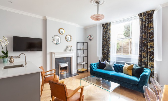 Pembridge Apartment | The Lempicka – 2 Bedroom Flat and Garden in Notting Hill