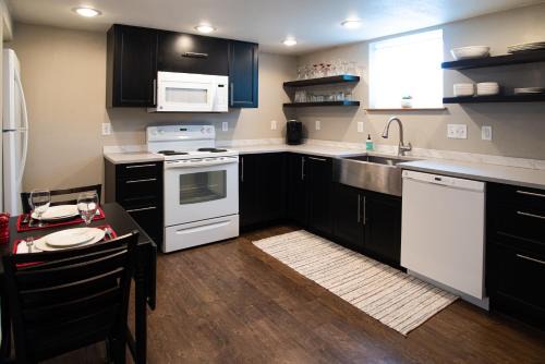 Laramie Apartment | The Lewis House