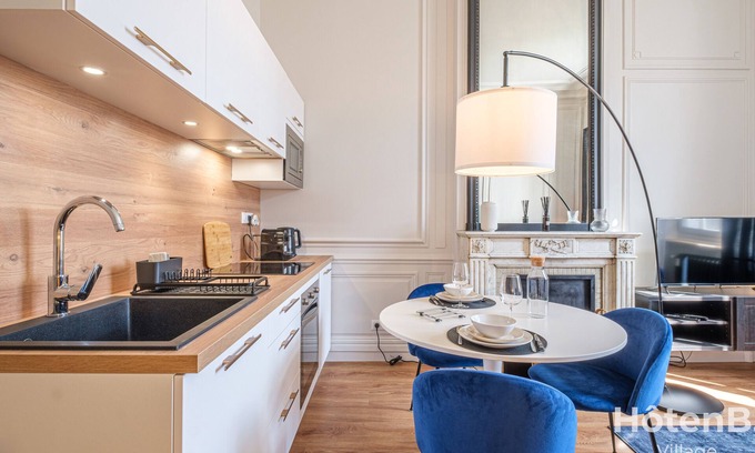 Limoges Apartment | The Little Cérez: Luminous Studio in the Heart of Limoges