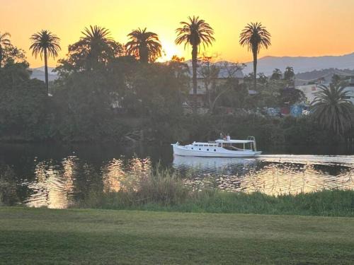 South Murwillumbah House | The Little River Cottage - Riverfront Retreat